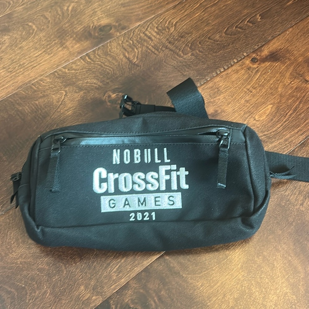 BRAND NEW 2021 crossfit games fanny pack